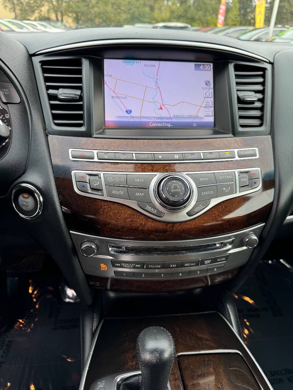 Used 2015 INFINITI QX60 AWD Hybrid w/ HEV Deluxe Touring Package image 14