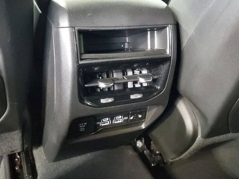 Used 2023 Jeep Grand Cherokee Limited AWD/4WD image 11