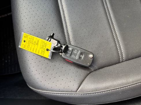 Certified 2020 Volkswagen Passat 2.0T R-Line image 37