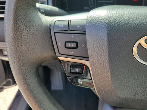 Used 2025 Toyota Camry LE image 20