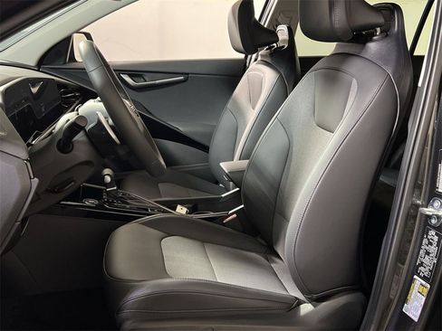 New 2026 Kia Niro EX image 11