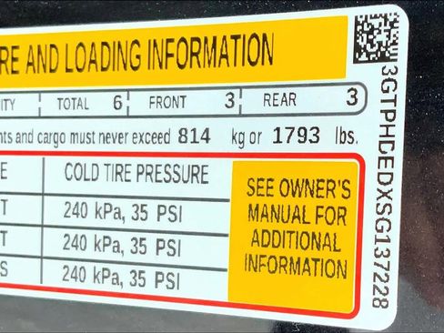 Used 2025 GMC Sierra 1500 SLT image 30