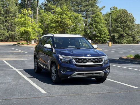 Used 2021 Kia Seltos S FWD image 1