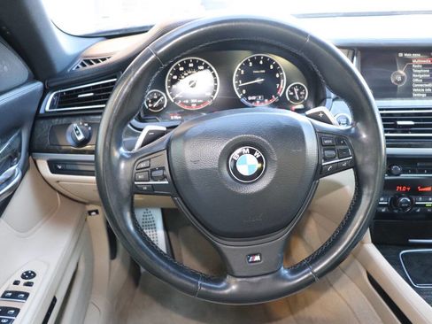 Used 2013 BMW 750Li image 20