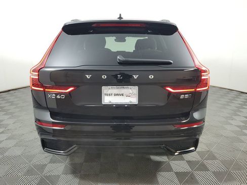 New 2026 Volvo XC60 B5 Core image 5