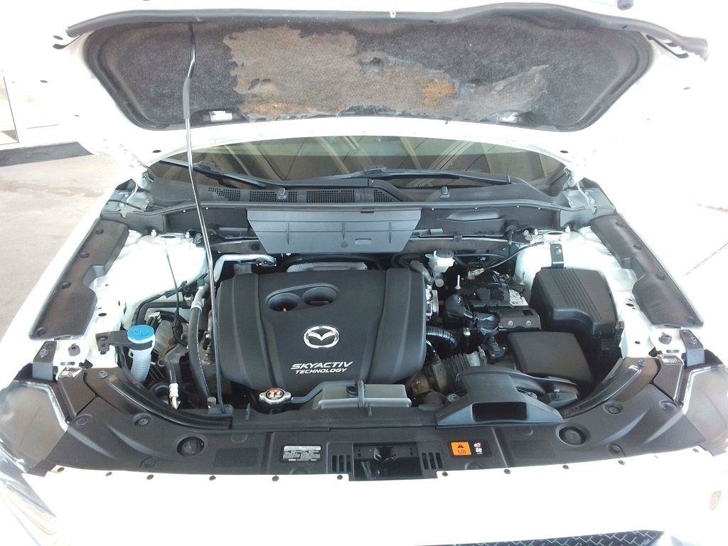 Used 2018 MAZDA CX-5 Touring w/ Preferred Equipment Package FWD image 25
