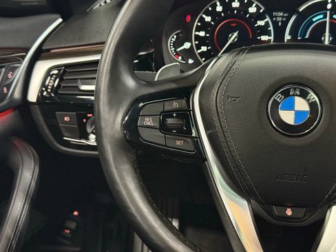 Used 2018 BMW 530e xDrive image 15