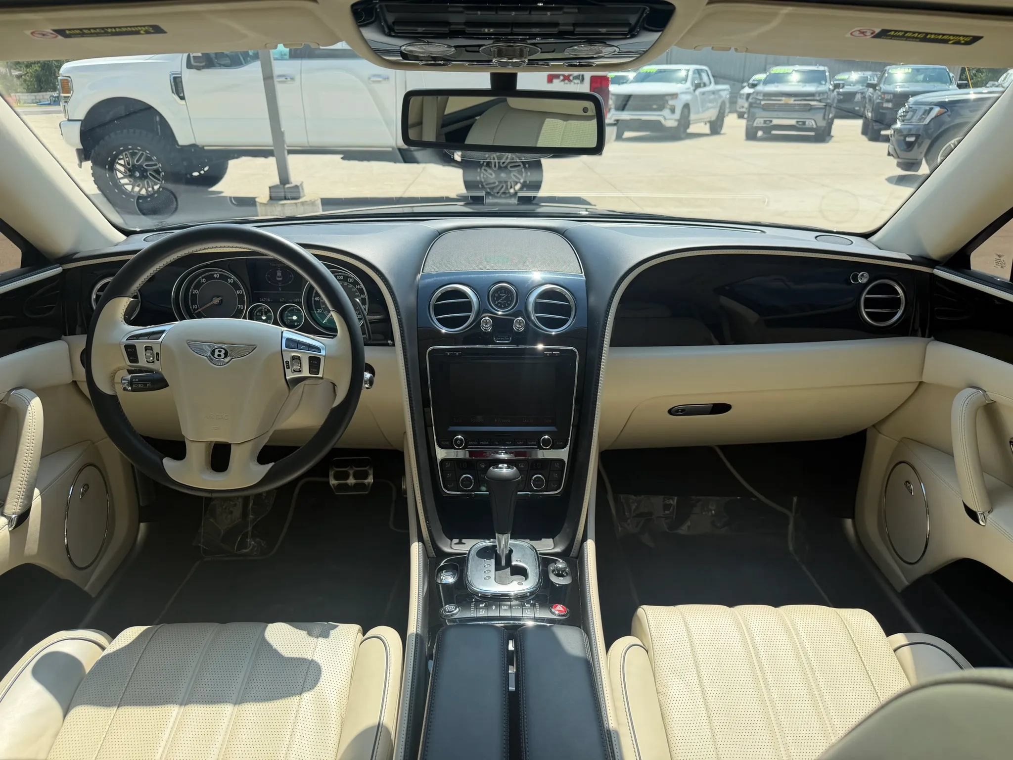 Used 2015 Bentley Flying Spur V8 AWD/4WD image 17