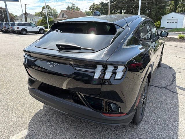 New 2026 Ford Mustang Mach-E Premium AWD/4WD image 4