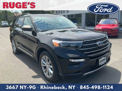 Certified 2022 Ford Explorer XLT w/ Equipment Group 202A