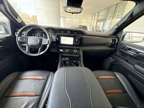 Certified 2024 GMC Sierra 1500 AT4 w/ Technology Package image 21