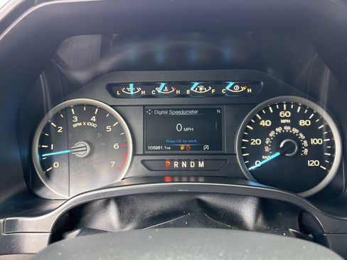 Used 2018 Ford F150 XLT w/ Equipment Group 302A Luxury AWD/4WD image 32