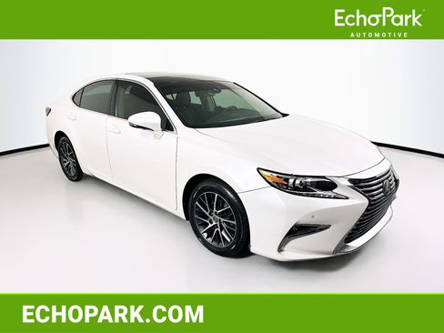 Used 2017 Lexus ES 350 w/ Navigation System Package image 1
