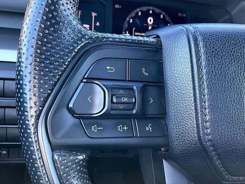 Used 2024 Toyota Tacoma SR5 image 16