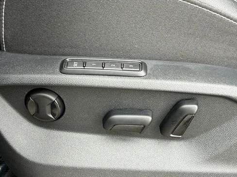 Used 2025 Volkswagen Atlas SEL AWD/4WD image 10