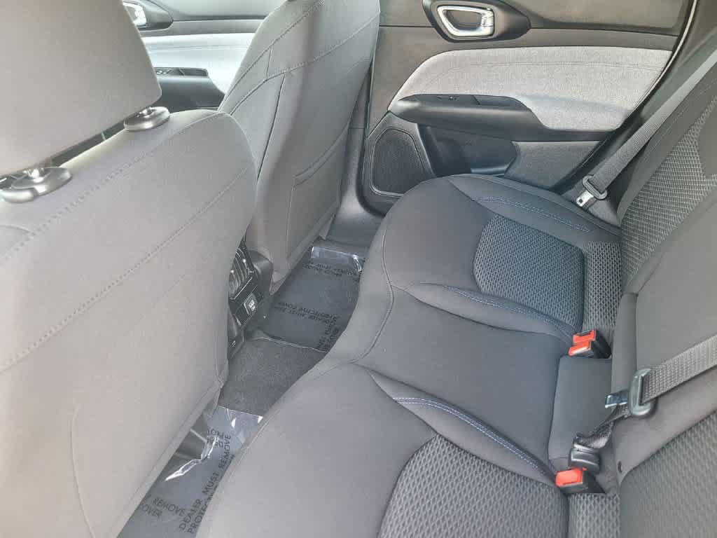 Used 2025 Jeep Compass Sport AWD/4WD image 4