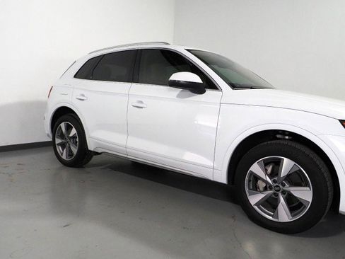 Used 2024 Audi Q5 Premium Plus w/ Premium Plus Package image 51
