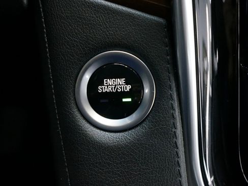 Used 2019 Cadillac Escalade Luxury image 20