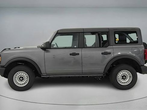 New 2025 Ford Bronco 4-Door image 4