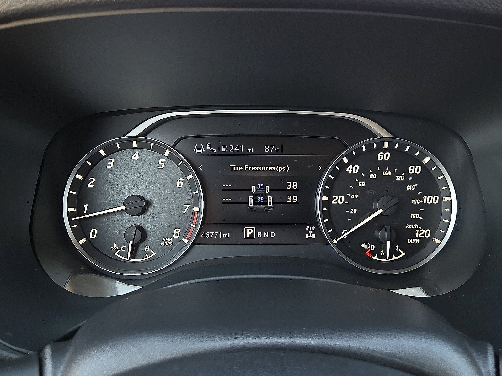 Used 2022 Nissan Frontier SV AWD/4WD image 23