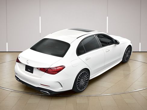 Used 2024 Mercedes-Benz C 300 Sedan image 34