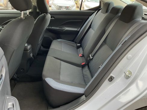 Used 2025 Nissan Versa SV image 15