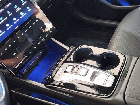 Certified 2022 Hyundai Tucson Limited image 19