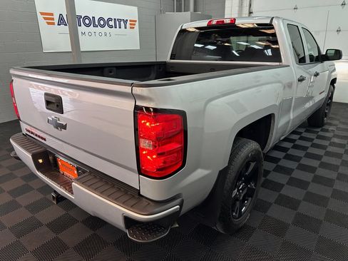 Used 2017 Chevrolet Silverado 1500 LT w/ Redline Edition AWD/4WD image 9