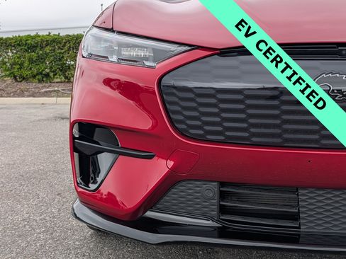 Certified 2023 Ford Mustang Mach-E GT image 9