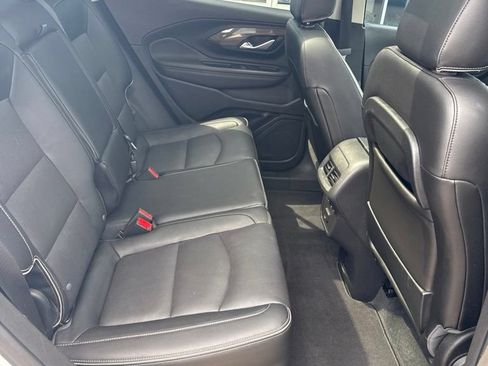 Used 2020 GMC Terrain Denali w/ Denali Premium Package FWD image 23