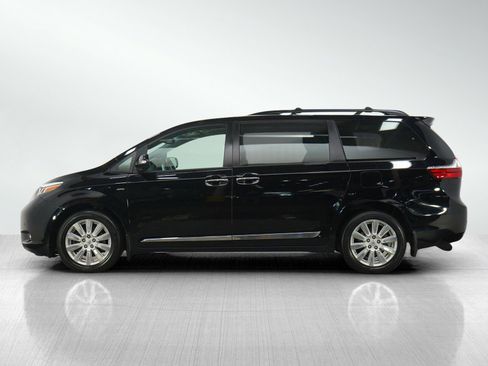 Used 2017 Toyota Sienna Limited Premium w/ Protection Package AWD/4WD image 2