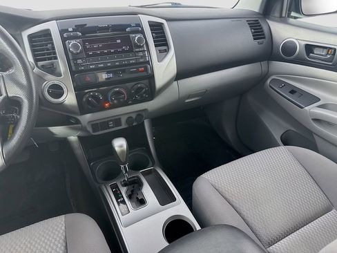 Used 2012 Toyota Tacoma 4x4 Access Cab V6 w/ SR5 Pkg image 25
