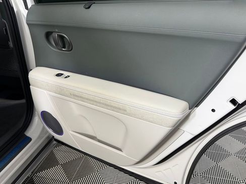 Used 2025 Hyundai Ioniq 5 Limited RWD image 29