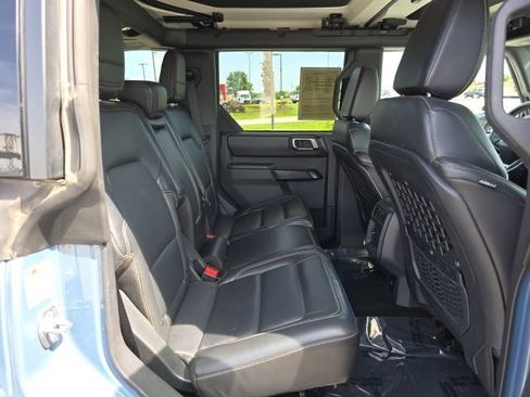 Used 2025 Ford Bronco Badlands AWD/4WD image 17