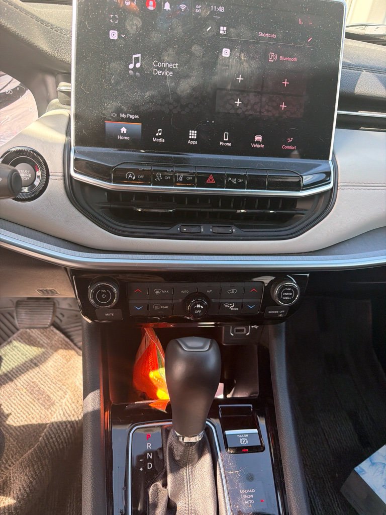 Used 2024 Jeep Compass Limited AWD/4WD image 9