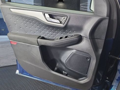 Used 2020 Ford Escape SE FWD image 24