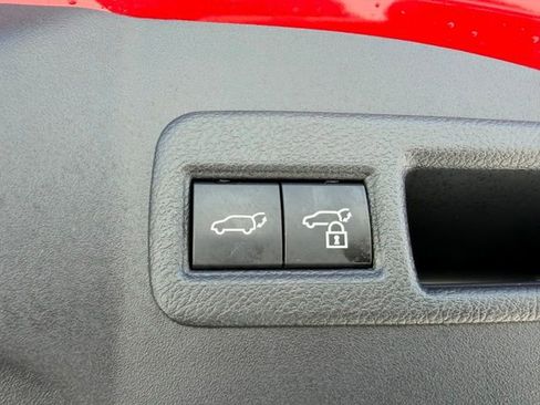 Certified 2024 Toyota bZ4X AWD image 27