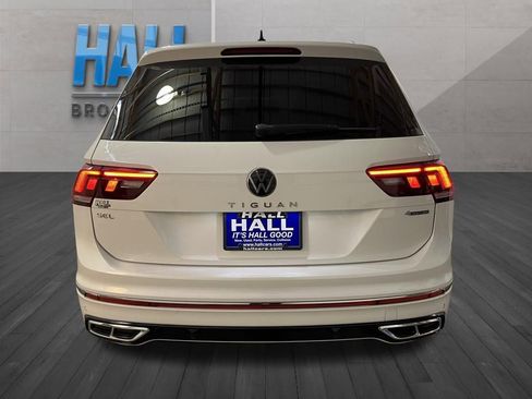 Certified 2024 Volkswagen Tiguan SEL R-Line image 5