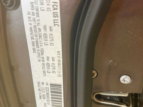 Used 2016 Chrysler 300 S RWD image 35