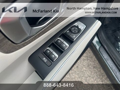 Used 2023 Kia Sorento S AWD/4WD image 12