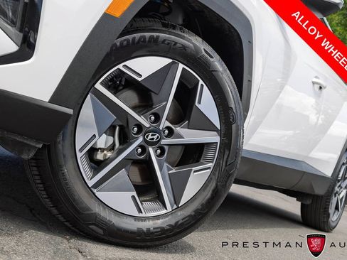 Used 2025 Hyundai Tucson SEL AWD/4WD image 11