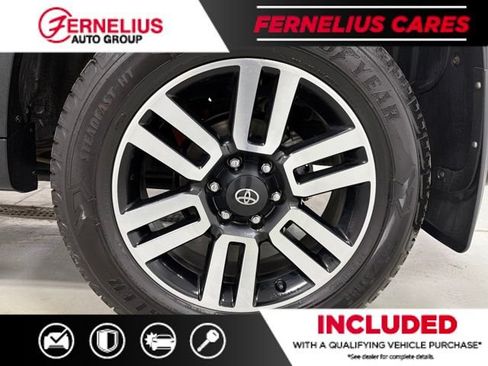 Used 2022 Toyota 4Runner Limited AWD/4WD image 48