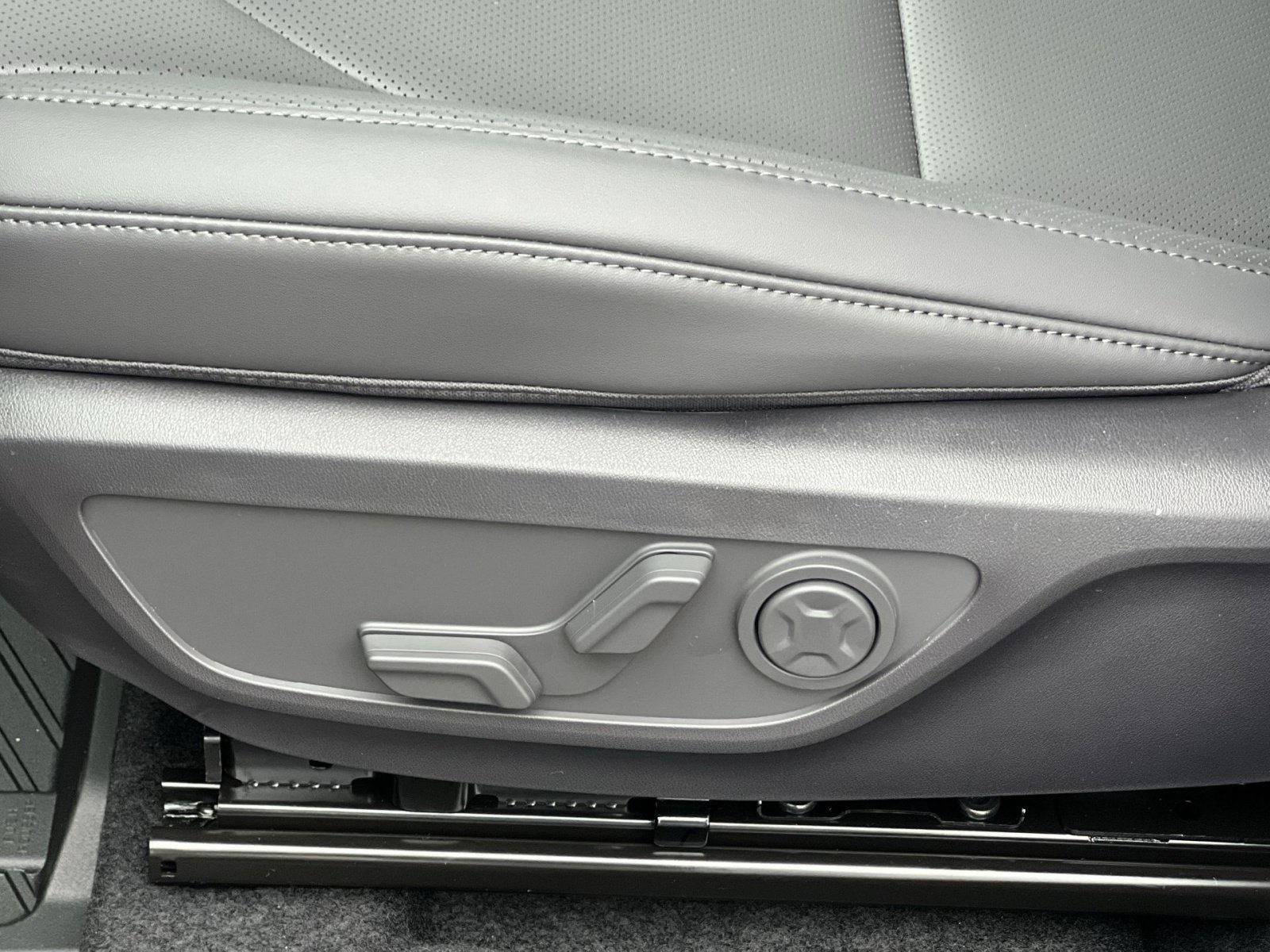 New 2027 Kia Seltos EX FWD image 19