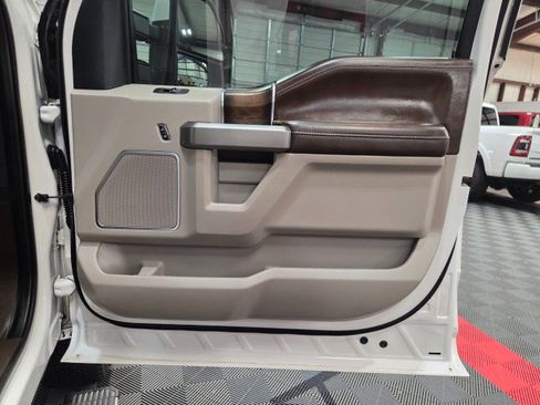 Used 2019 Ford F350 Limited AWD/4WD image 39