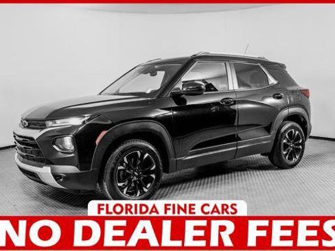 Used 2023 Chevrolet TrailBlazer LT w/ Convenience Package AWD/4WD image 1