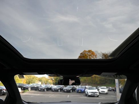 Used 2020 Ford Edge ST w/ Equipment Group 401A image 18