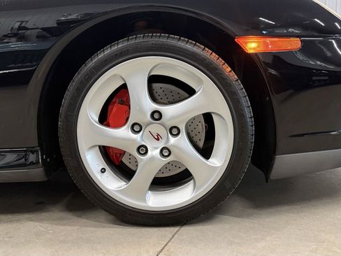 Used 2004 Porsche 911 Carrera 4S AWD/4WD image 52