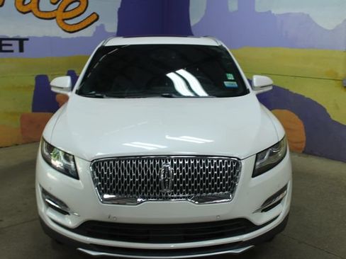 Used 2019 Lincoln MKC Reserve w/ MKC Technology Package AWD/4WD image 3