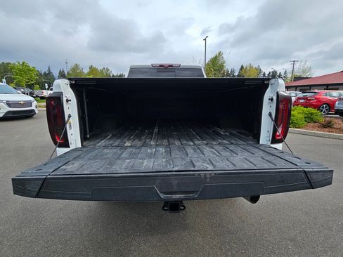 Used 2020 GMC Sierra 2500 AT4 w/ AT4 Premium Package AWD/4WD image 9