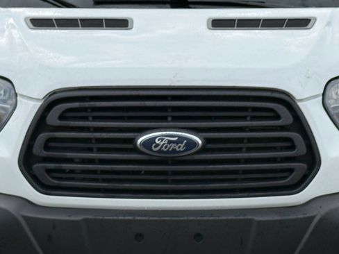 Used 2018 Ford Transit 250 148 High Roof Extended RWD image 5